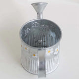 mini arrosoir en métal