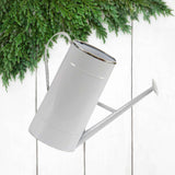 Arrosoir blanc vintage