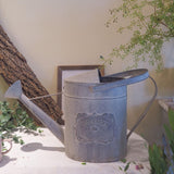 Arrosoir en zinc vintage