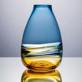 vase en verre soufflé bleu